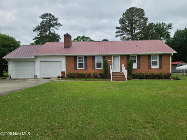 $1,500 | 1932 Hullwood Drive, Kinston, NC 28504