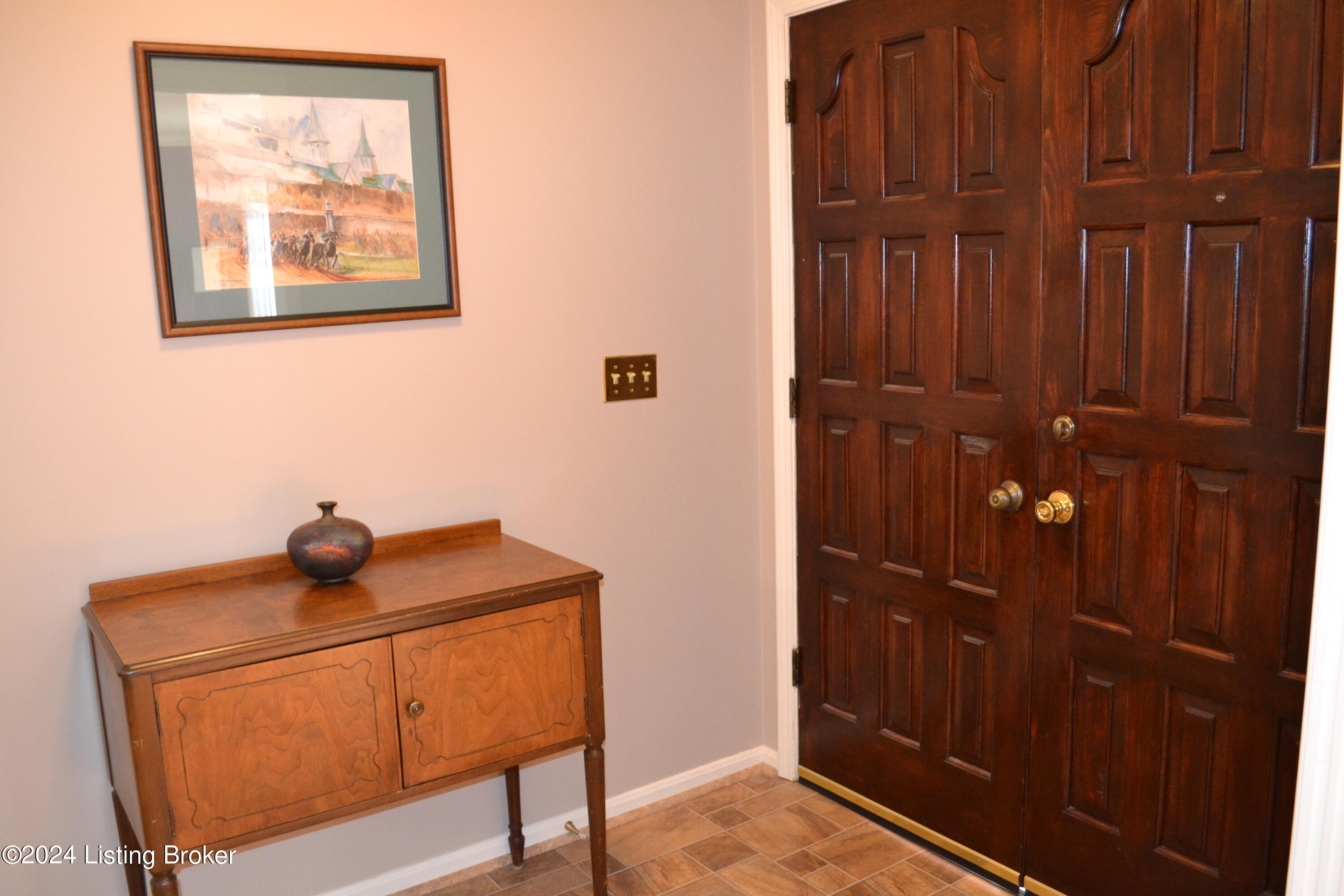 9302 Collingwood Road Louisville, KY 40299 - Photo 23 of 82 DSC_0023