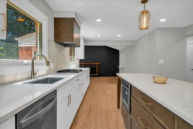 $3,800 | 3729 Boulder Drive, Troy, MI 48084