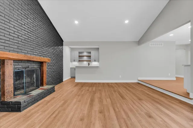 $3,800 | 3729 Boulder Drive, Troy, MI 48084