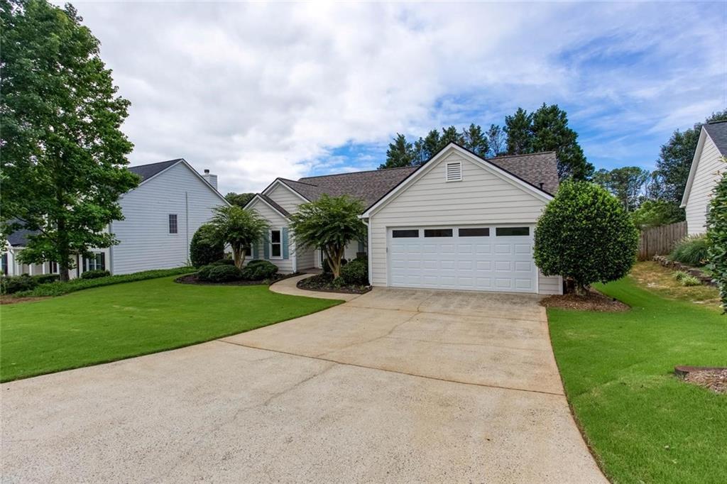 3955 Pocono Way Marietta, GA 30064 - Photo 5 of 52