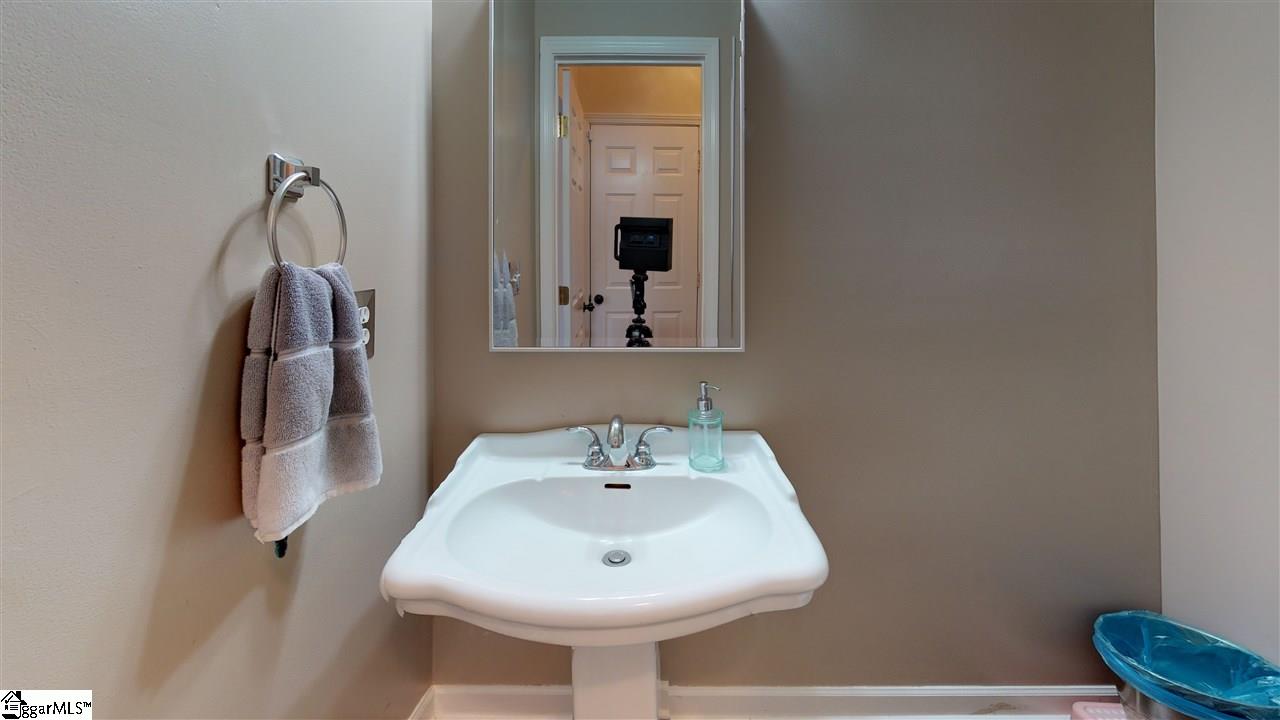 130 Chatim Ridge Court Lyman, SC 29365 - Photo 7 of 36 Gallery Image 7