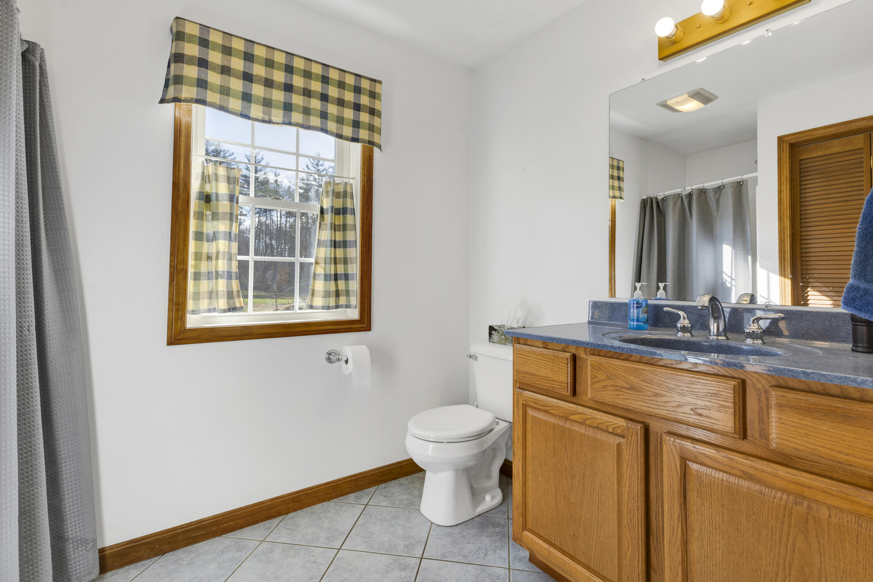 62 Philbrick Road Sanford, ME 04073 - Photo 34 of 53 Bathroom