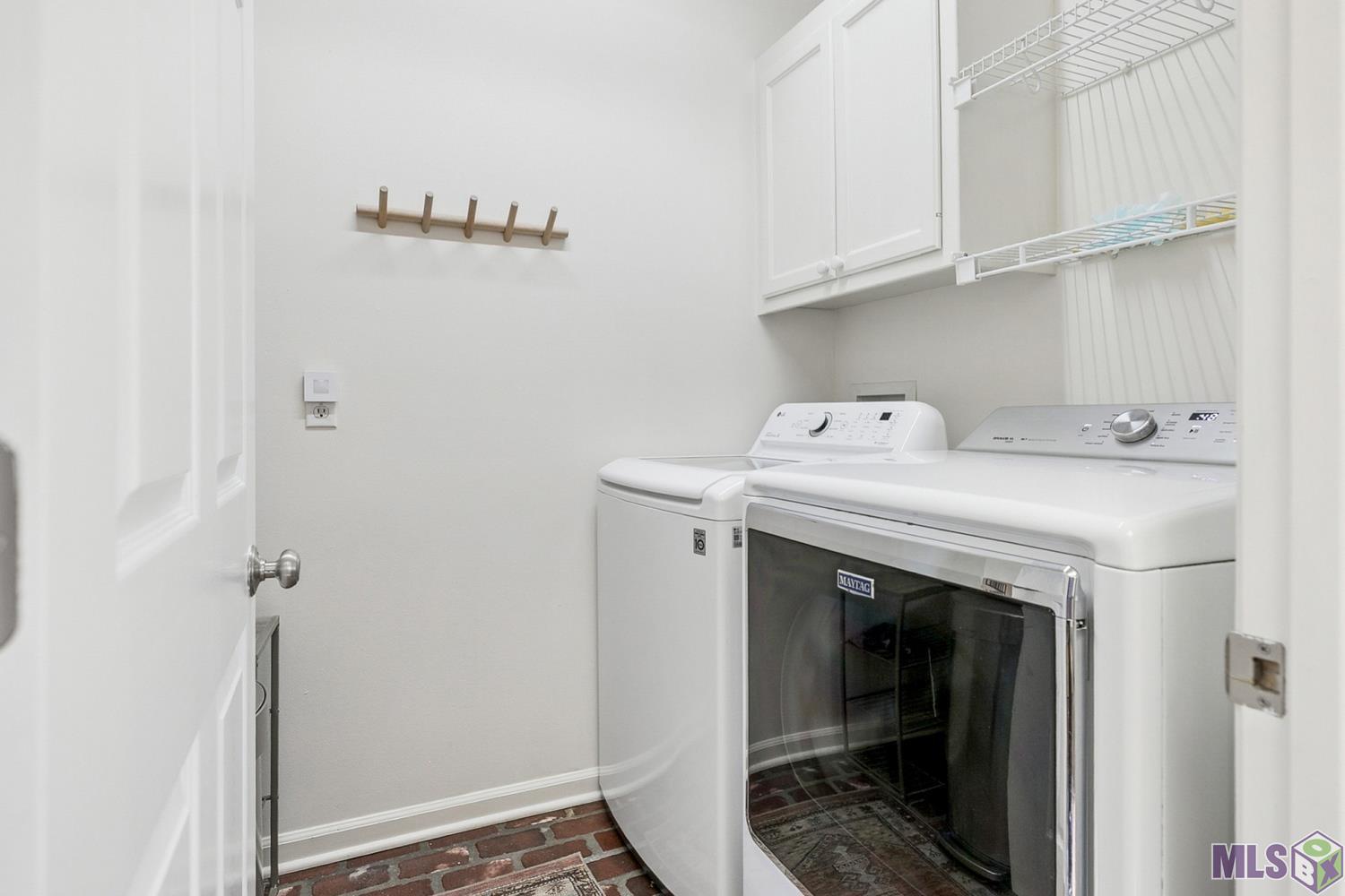 10434 Springbrook Avenue St. George, LA 70810 - Photo 14 of 17 Walk-in Laundry