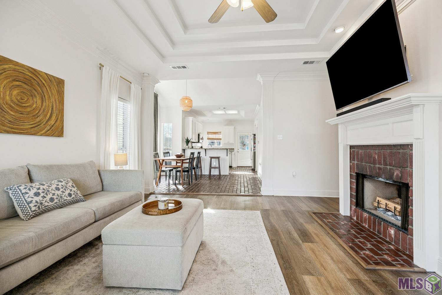 10434 Springbrook Avenue St. George, LA 70810 - Photo 2 of 17