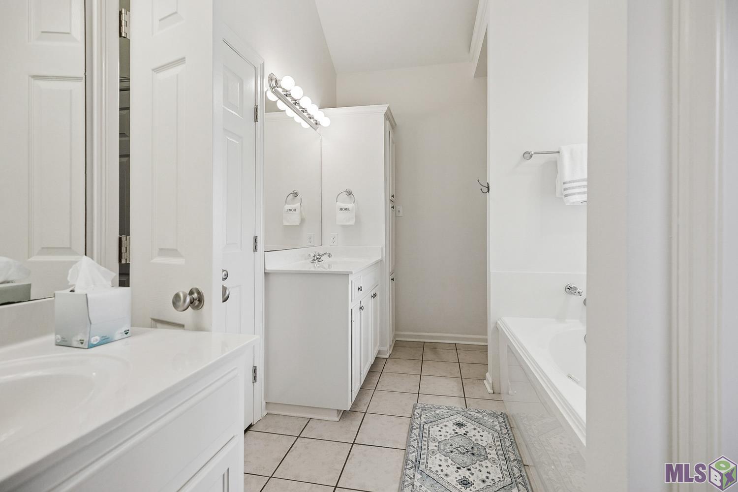 10434 Springbrook Avenue St. George, LA 70810 - Photo 10 of 17