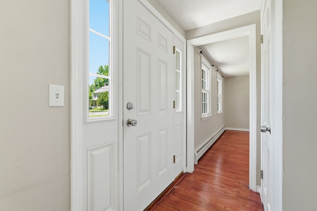 1107 North Pleasant Street Amherst, MA 01002 - Photo 6 of 42