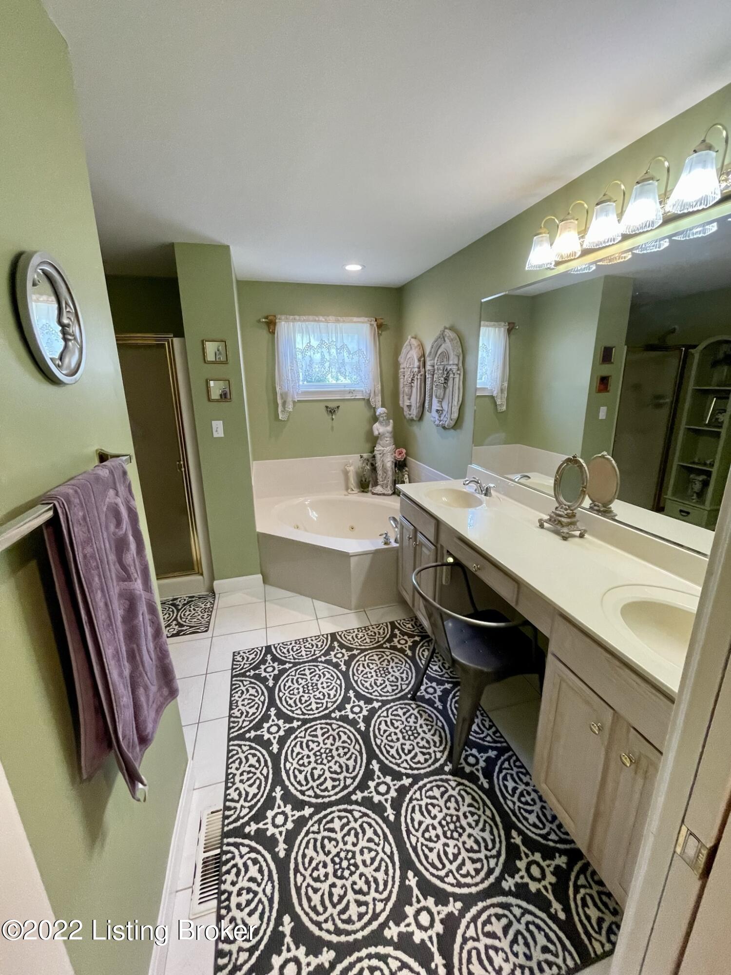 9504 Independence School Road Louisville, KY 40291 - Photo 25 of 31 FullSizeRender-5
