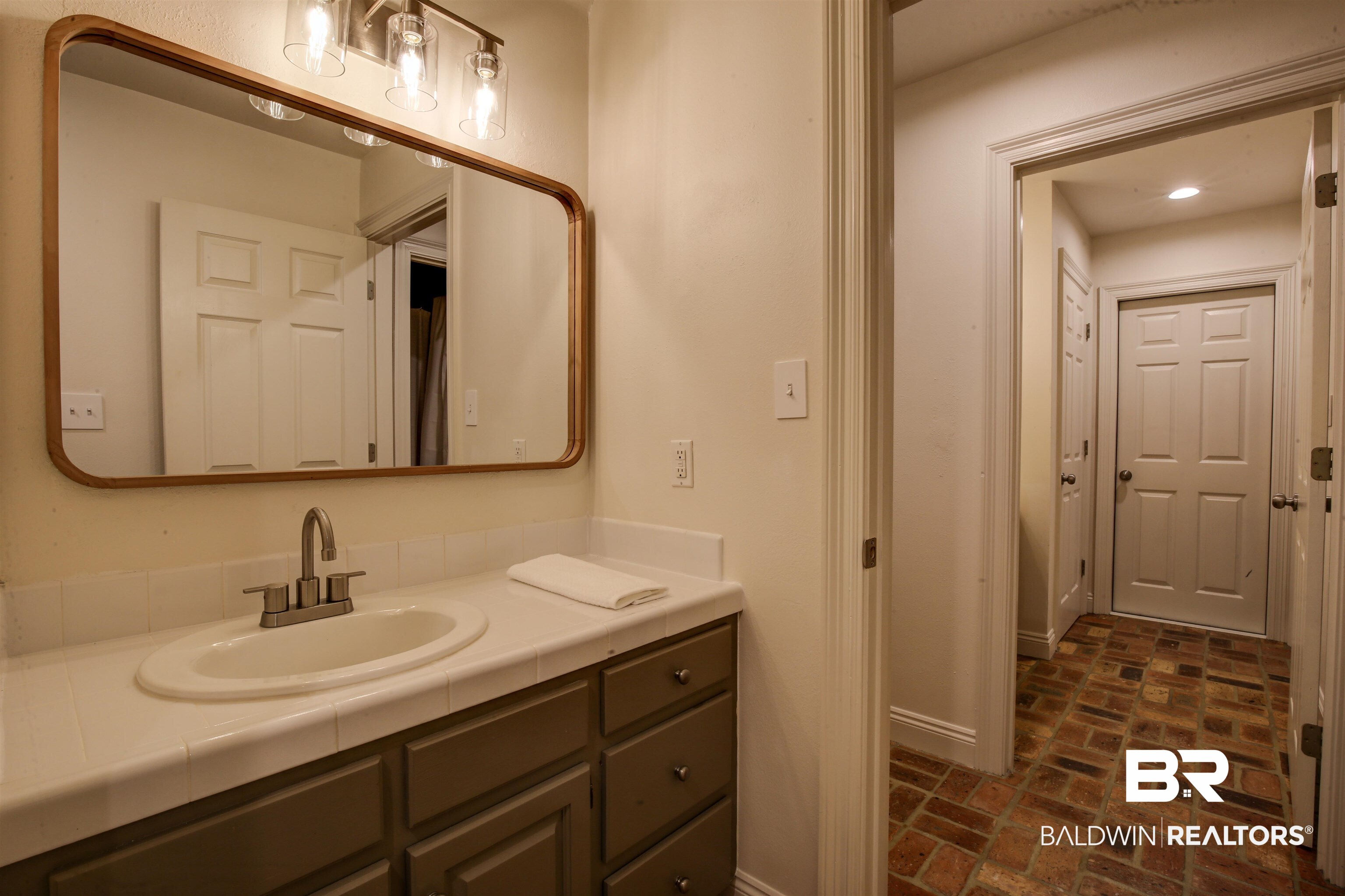 23764 2nd Street Fairhope, AL 36532 - Photo 23 of 38 Upstairs Jack & Jill BA