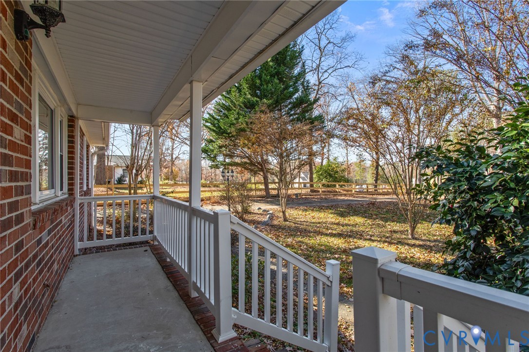 5359 Qualla Road Chesterfield, VA 23832 - Photo 4 of 49 a view of a balcony with chairs