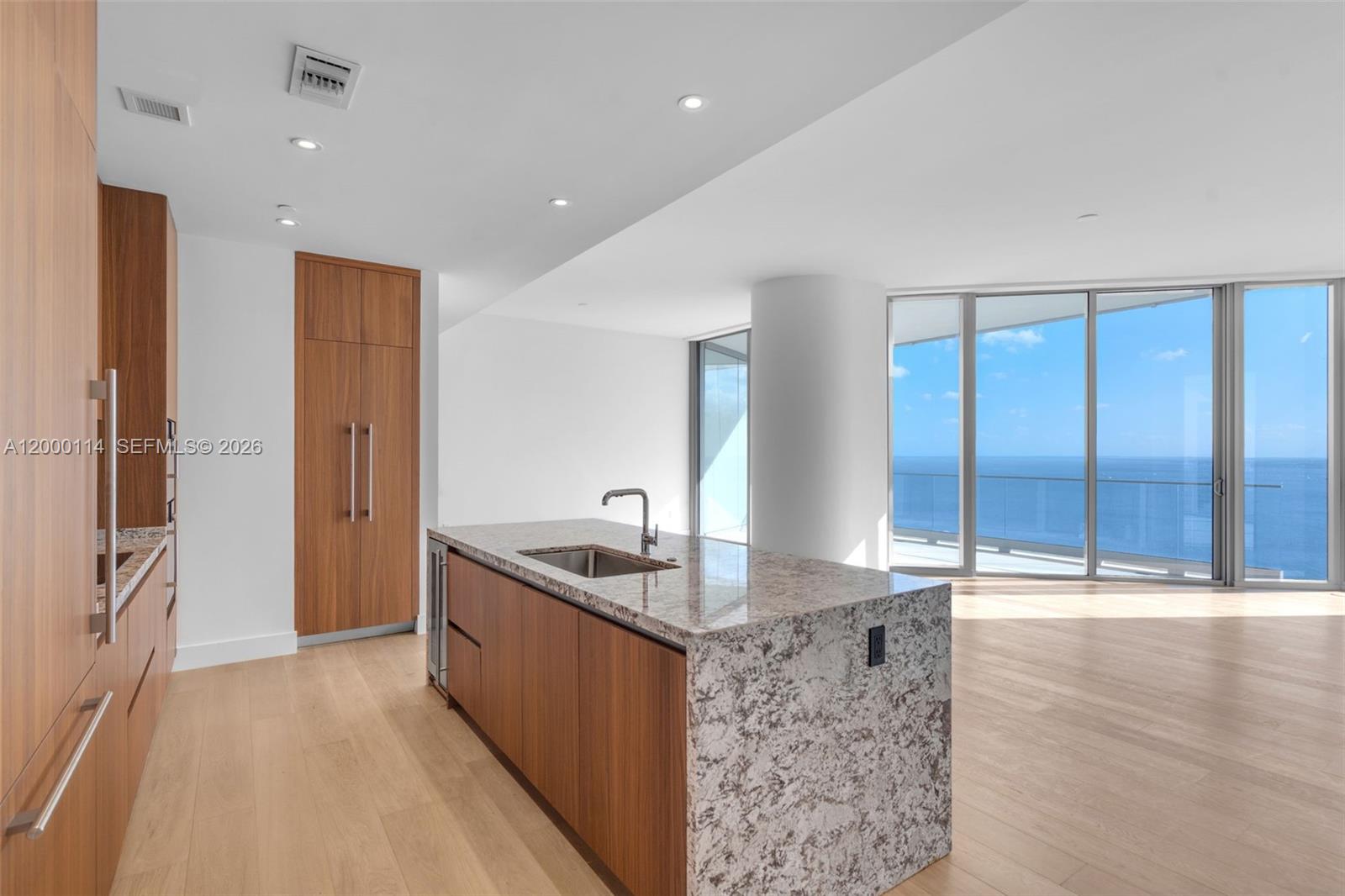 175 Southeast 25th Road, Unit 3003 Miami, FL 33129 - Photo 10 of 90