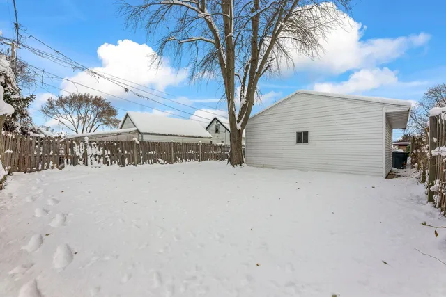 $295,000 | 2155 South 89th Street, West Allis, WI 53227