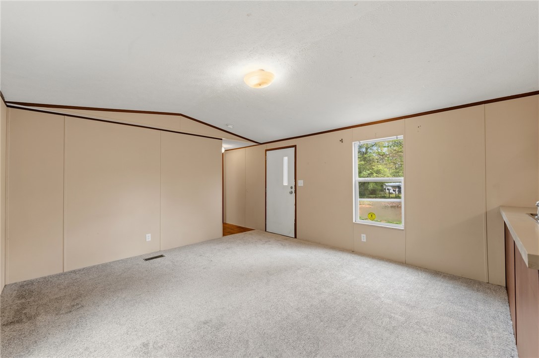 126 Page Road Pelzer, SC 29669 - Photo 5 of 18