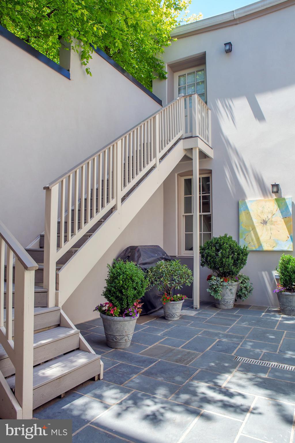 18 7th Street Northeast Washington, DC 20002 - Photo 45 of 53 Serene Courtyard Southwest