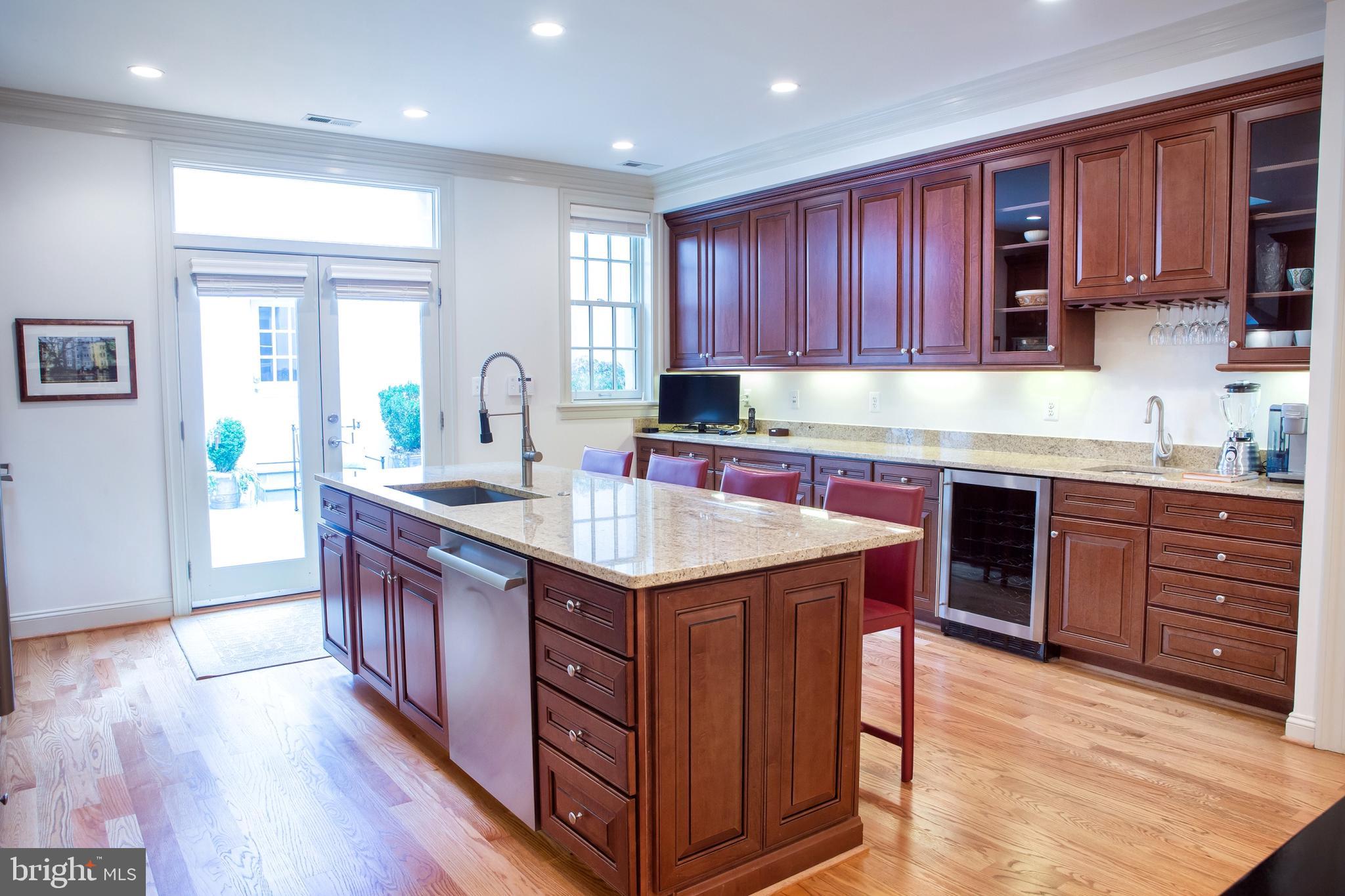 18 7th Street Northeast Washington, DC 20002 - Photo 6 of 53 Kitchen Island Northwest