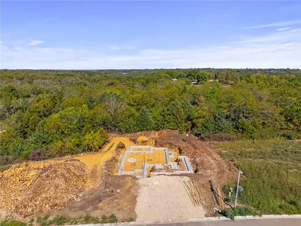 $677,700 | 25198 West 141st Street, Olathe, KS 66061