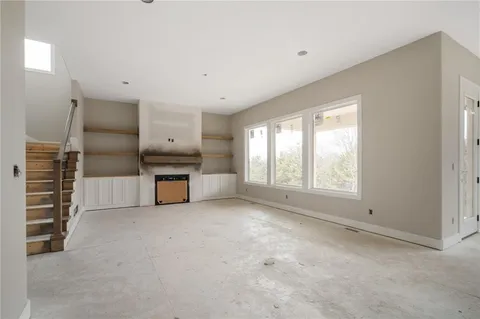 $677,700 | 25198 West 141st Street, Olathe, KS 66061