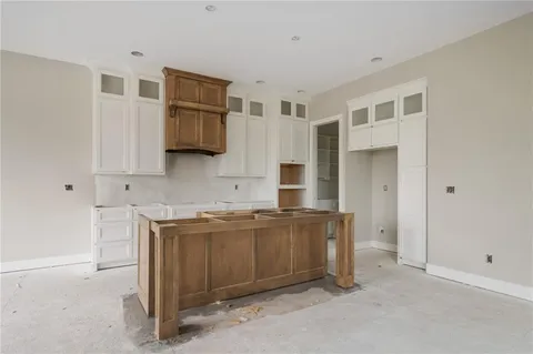 $677,700 | 25198 West 141st Street, Olathe, KS 66061