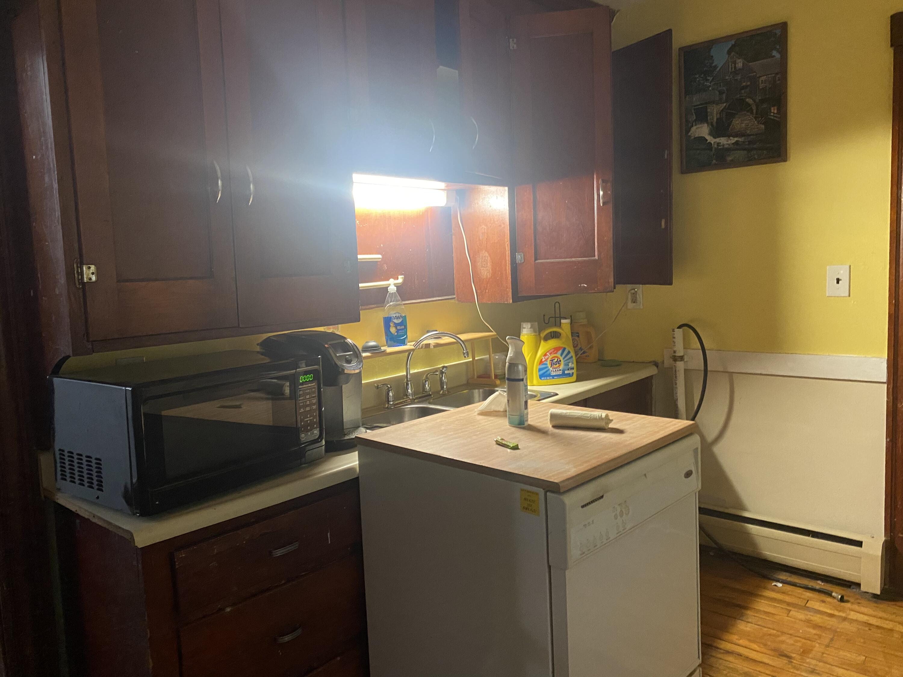 34 Edgemont Avenue Waterville, ME 04901 - Photo 9 of 18 8342E5AA-448A-4E2A-9DDF-91EB6954B5D9