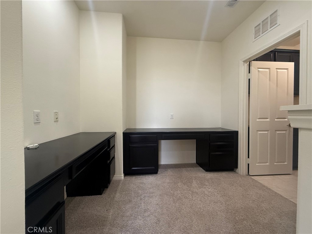 28623 Parkside Drive Valencia, CA 91354 - Photo 19 of 57