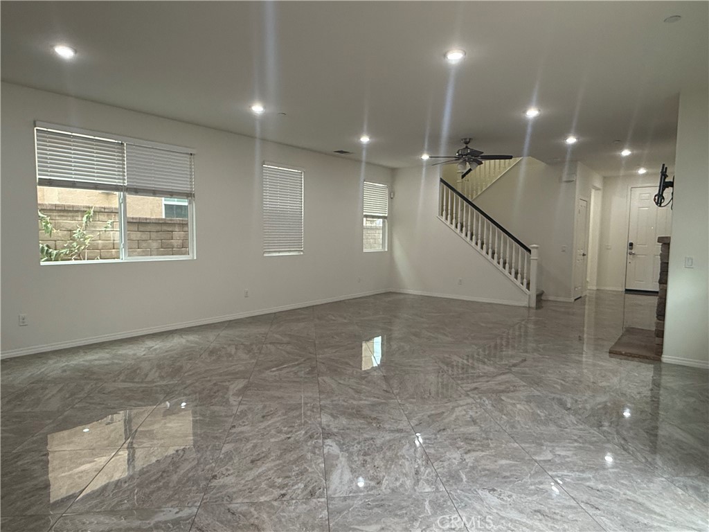 28623 Parkside Drive Valencia, CA 91354 - Photo 23 of 57