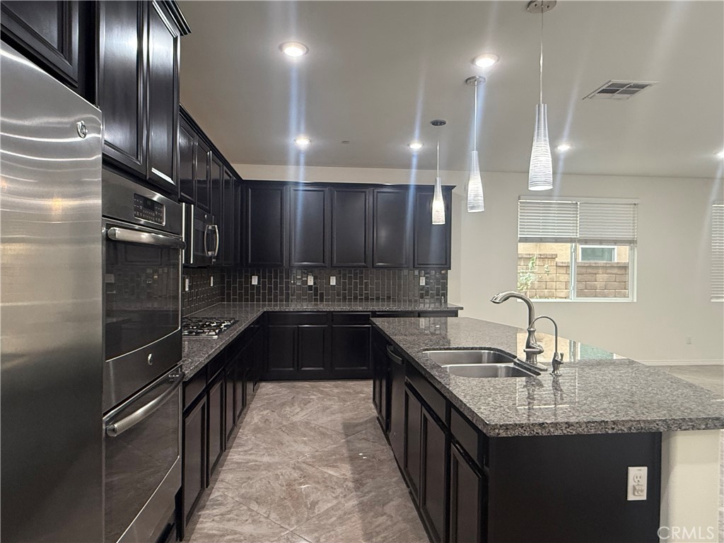 28623 Parkside Drive Valencia, CA 91354 - Photo 27 of 57