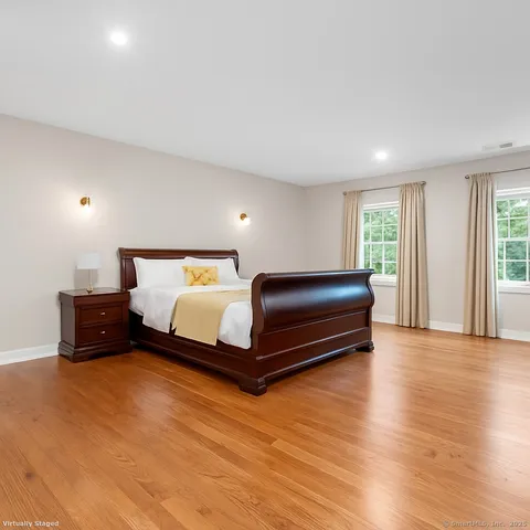 $1,369,000 | 424 Racebrook Road, Orange, CT 06477