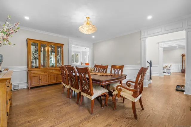 $1,369,000 | 424 Racebrook Road, Orange, CT 06477