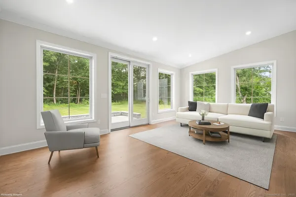 $1,349,000 | 424 Racebrook Road, Orange, CT 06477