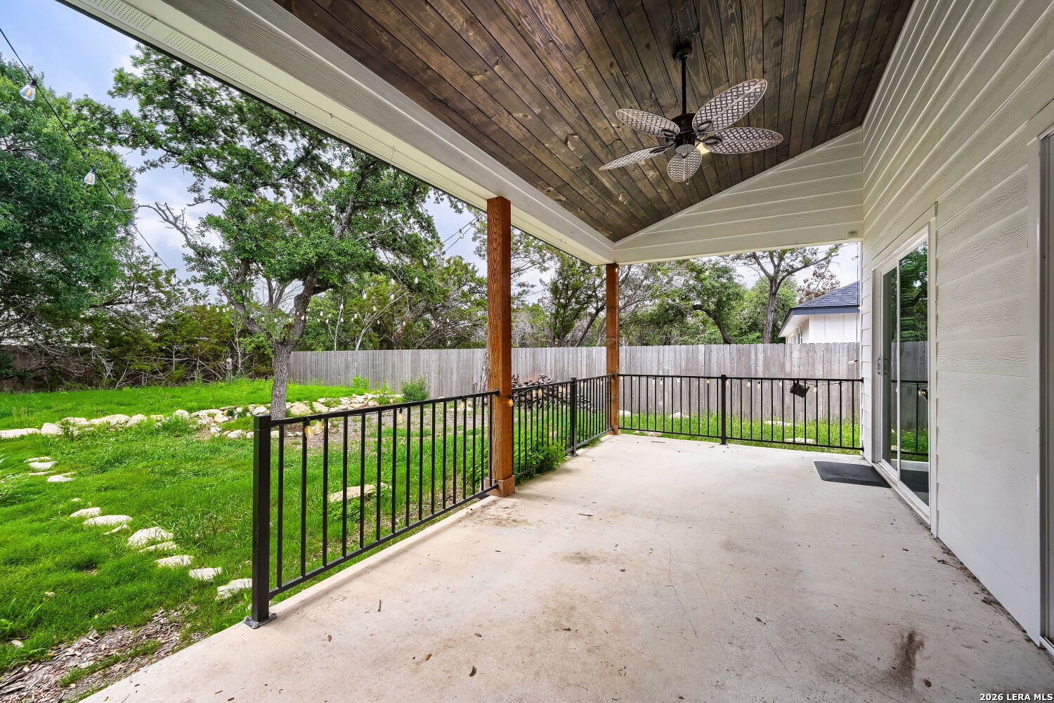 673 Mockingbird Cove Spring Branch, TX 78070 - Photo 15 of 17