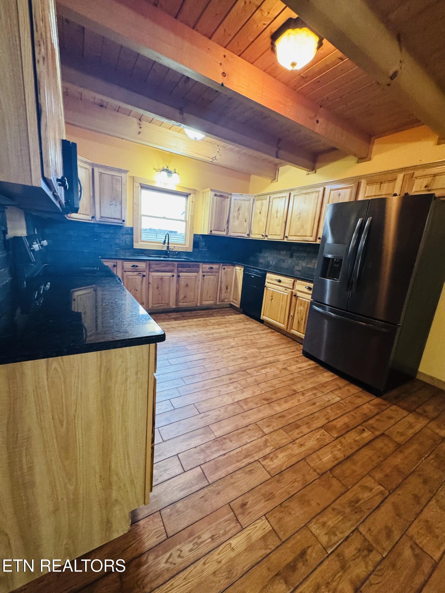 167 Bunkhouse Road Spencer, TN 38585 - Photo 20 of 59 IMG_3514