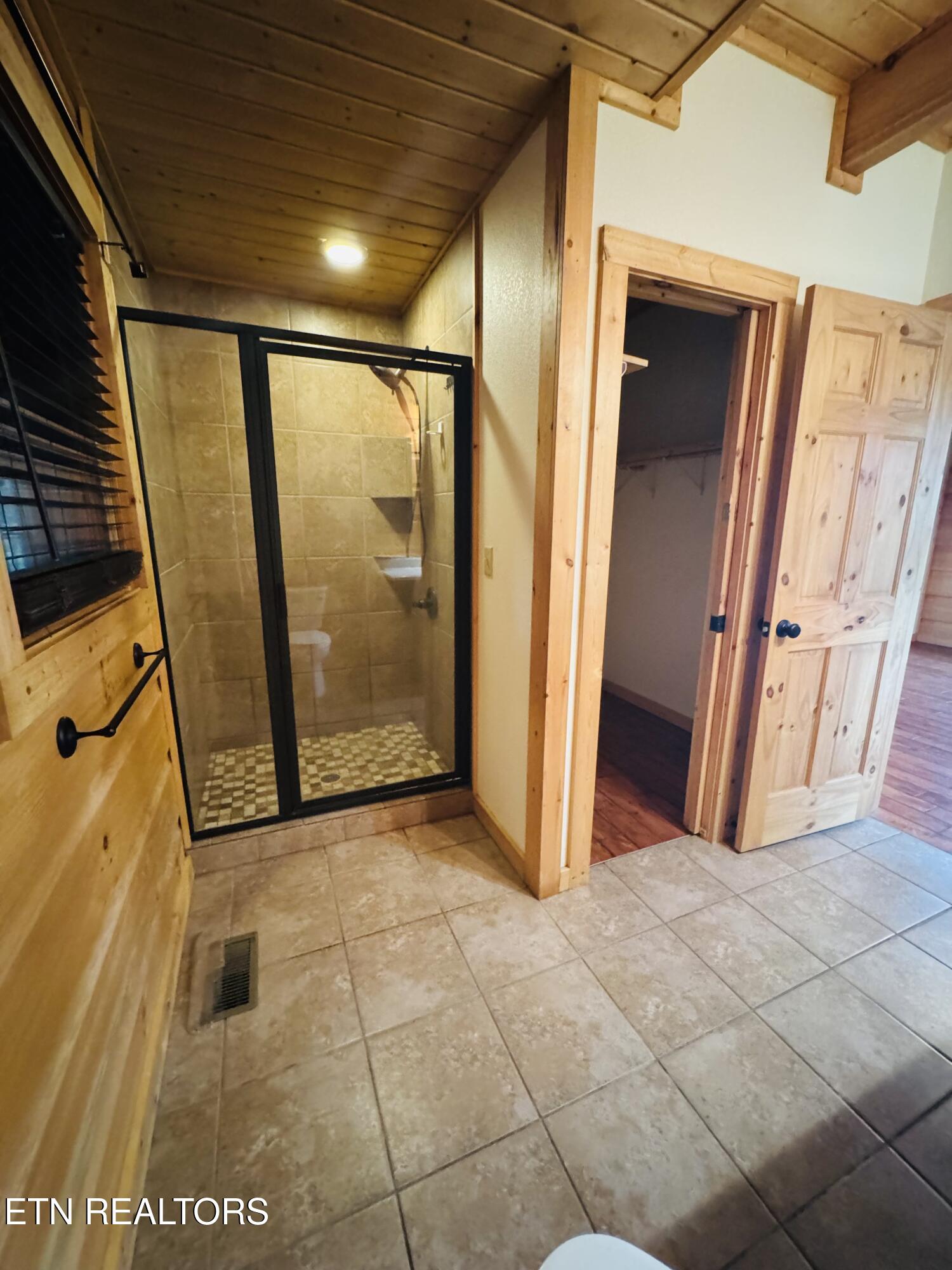 167 Bunkhouse Road Spencer, TN 38585 - Photo 27 of 59 IMG_3531