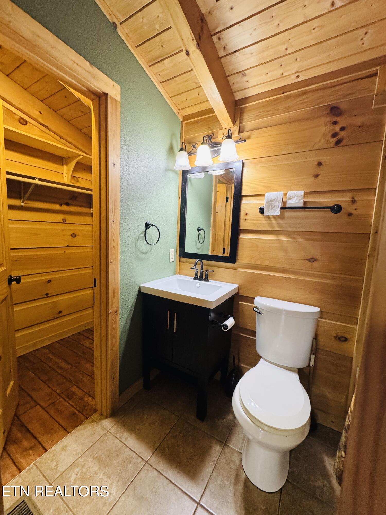 167 Bunkhouse Road Spencer, TN 38585 - Photo 46 of 59 IMG_3545