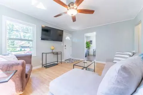 $425,000 | 3851 Snelling Avenue, Minneapolis, MN 55406