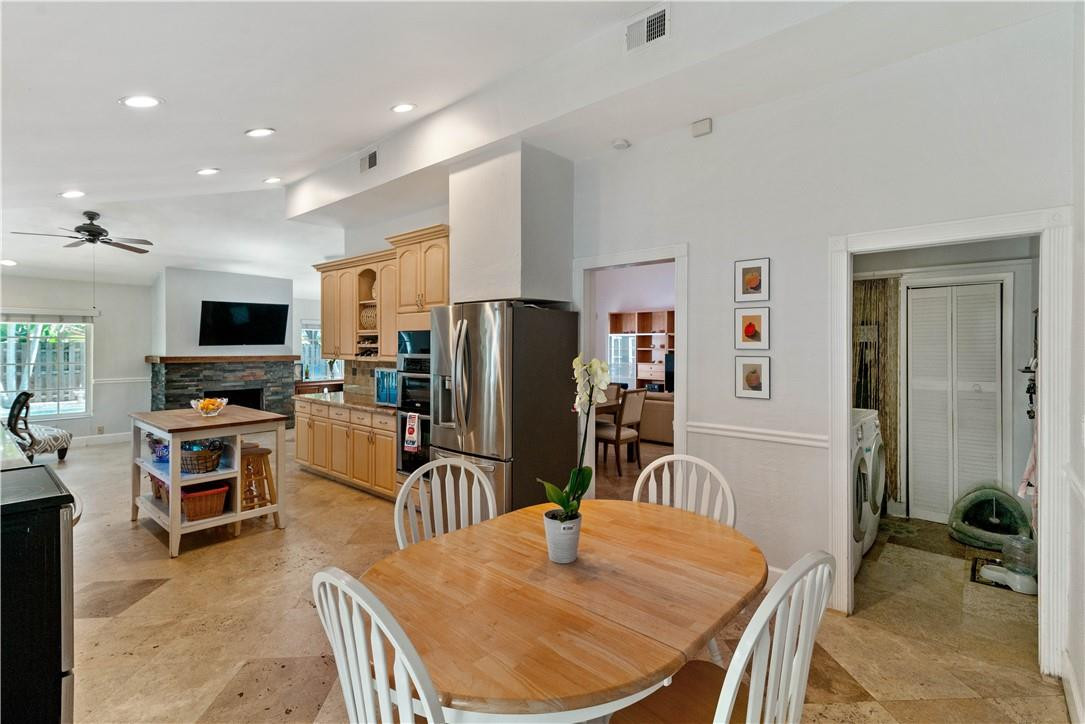 2555 Northwest 41st Street Boca Raton, FL 33434 - Photo 14 of 59 Photo 14