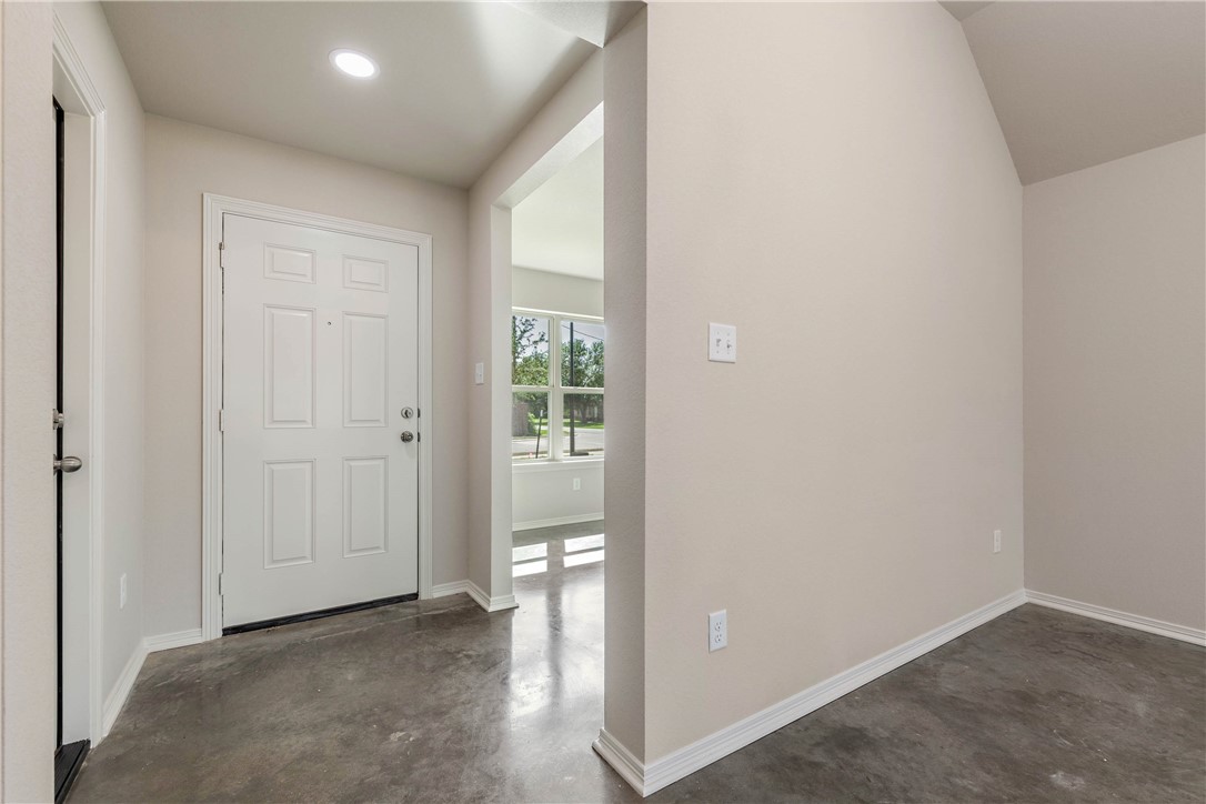 2807 Messenger Way Bryan, TX 77803 - Photo 6 of 16