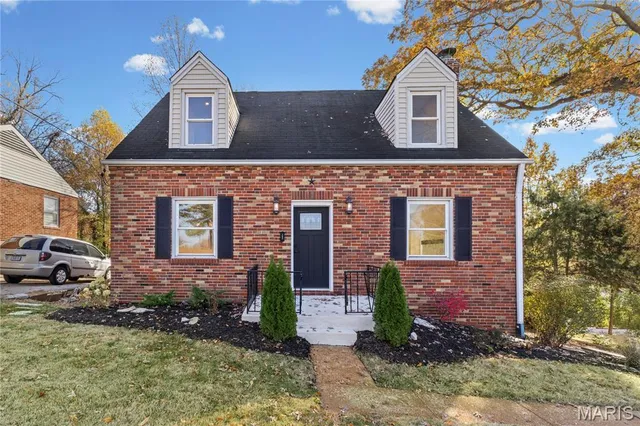 $225,000 | 7824 Rosedale Drive, St. Louis, MO 63121