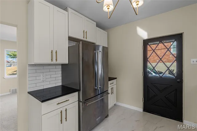 $225,000 | 7824 Rosedale Drive, St. Louis, MO 63121