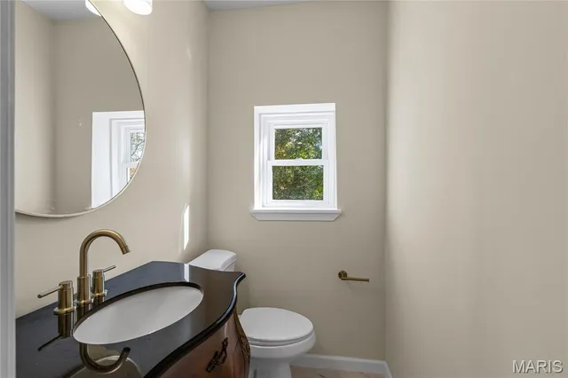 $225,000 | 7824 Rosedale Drive, St. Louis, MO 63121