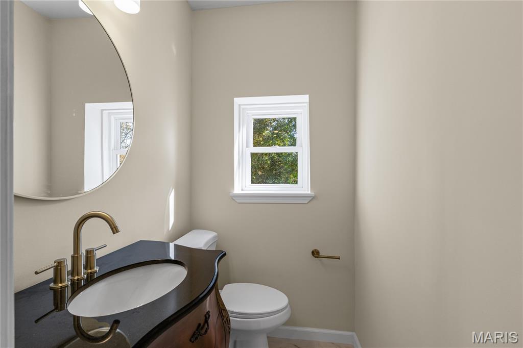 7824 Rosedale Drive St. Louis, MO 63121 - Photo 16 of 32