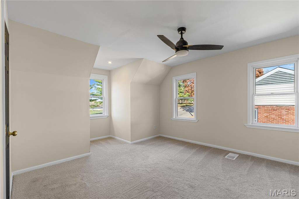 7824 Rosedale Drive St. Louis, MO 63121 - Photo 18 of 32