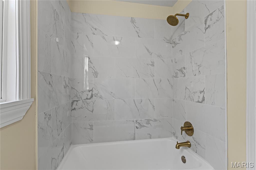 7824 Rosedale Drive St. Louis, MO 63121 - Photo 22 of 32