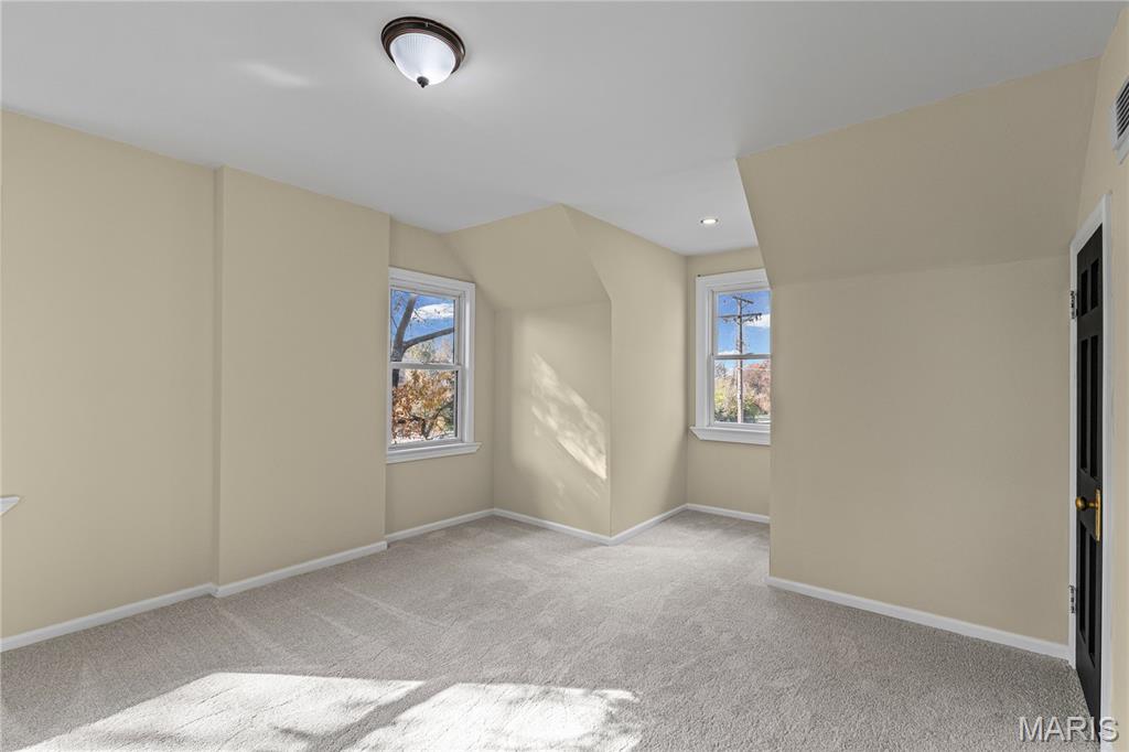 7824 Rosedale Drive St. Louis, MO 63121 - Photo 24 of 32