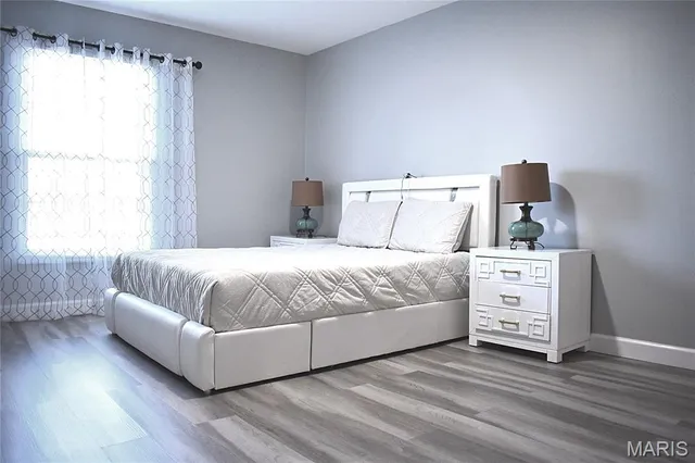 $152,900 | 4366 Chateau De Ville Drive, Unit E, St. Louis, MO 63129