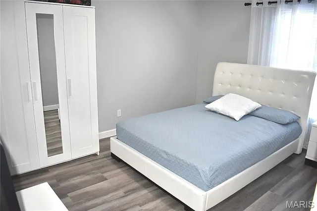 $152,900 | 4366 Chateau De Ville Drive, Unit E, St. Louis, MO 63129