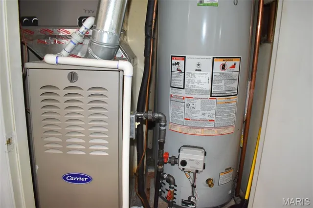 $152,900 | 4366 Chateau De Ville Drive, Unit E, St. Louis, MO 63129