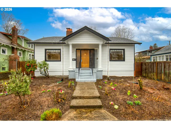 $629,900 | 2123 Southeast 52nd Avenue, Portland, OR 97215
