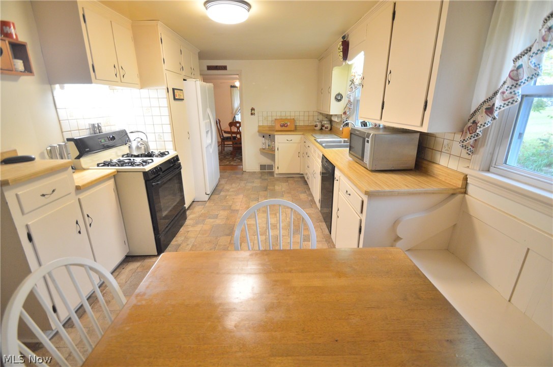 1775 Depot Road Salem, OH 44460 - Photo 3 of 20 Gallery Image 3