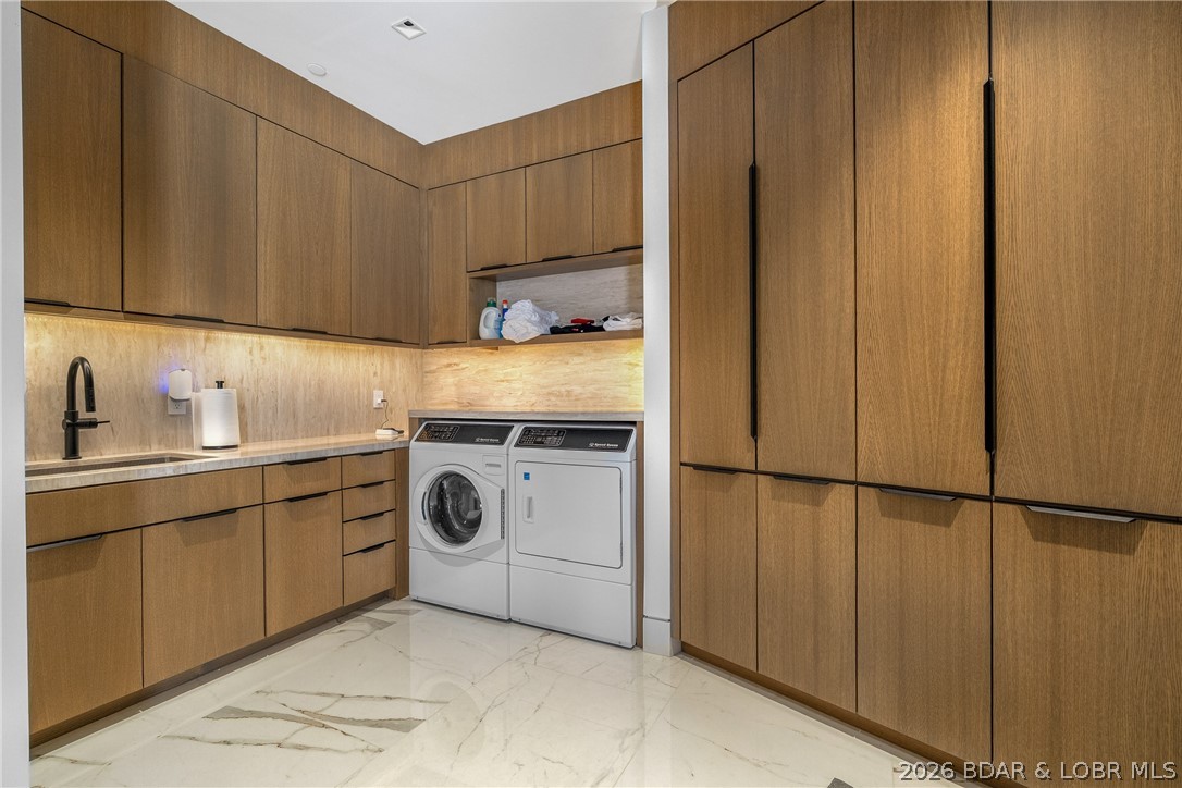 245 Waterview Ridge Sunrise Beach, MO 65079 - Photo 9 of 43 Large Main Level Laundry