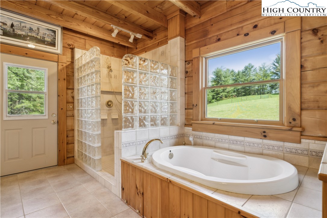 101 Double Branch Road Grassy Creek, NC 28631 - Photo 27 of 50